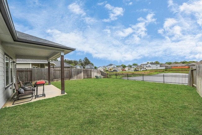 Building Photo - 1110 Bending Trl Dr