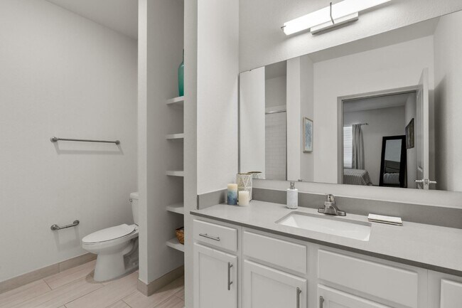 Parkside at the Beach - Bathroom - Parkside at the Beach