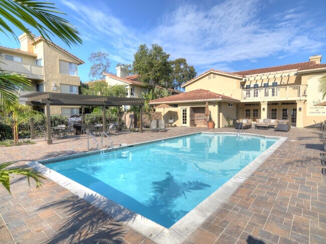 Building Photo - 2 Bedroom Dana Point Condo!