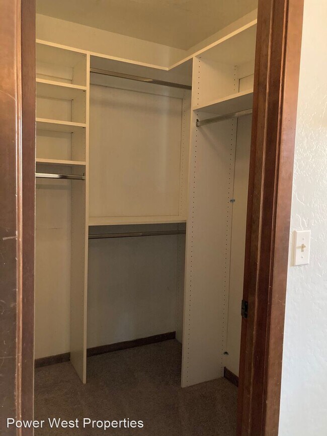 Building Photo - 3 br, 2 bath House - 219 Burlwood Drive