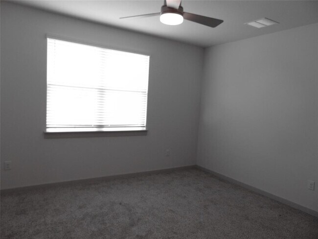 Building Photo - 7707 Jackson Graham Dr