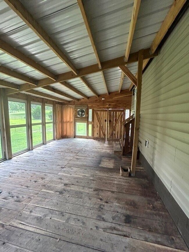 Building Photo - 5756-A Benders Ferry Rd.