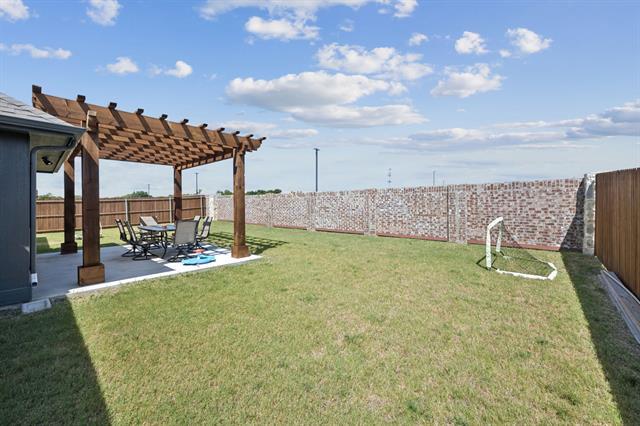 Building Photo - 3121 Deer Lk Ln