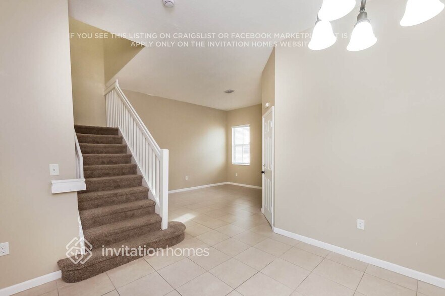 Building Photo - 20773 NE 10th Path