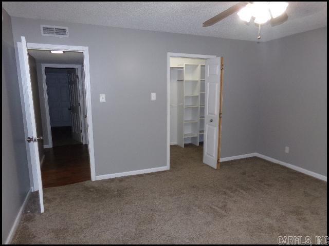 Building Photo - 2609 Ozark Dr