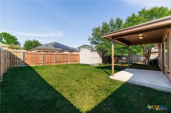 Building Photo - 9816 Tully Weary Ln