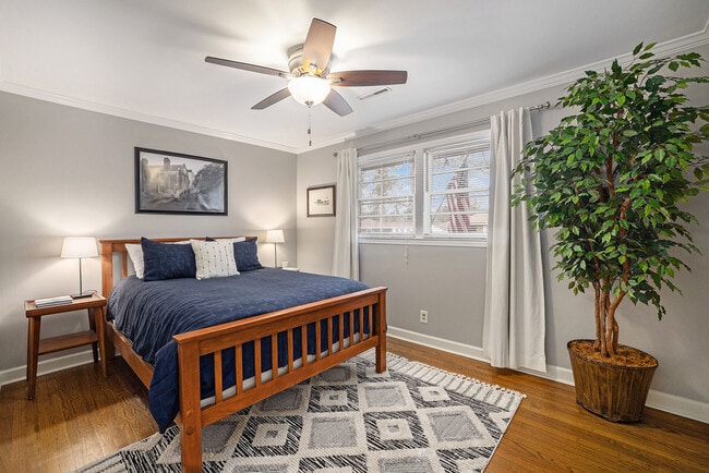 Building Photo - 826 Symmes Dr