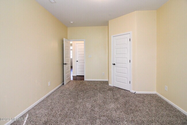 Building Photo - 262 Independence Blvd