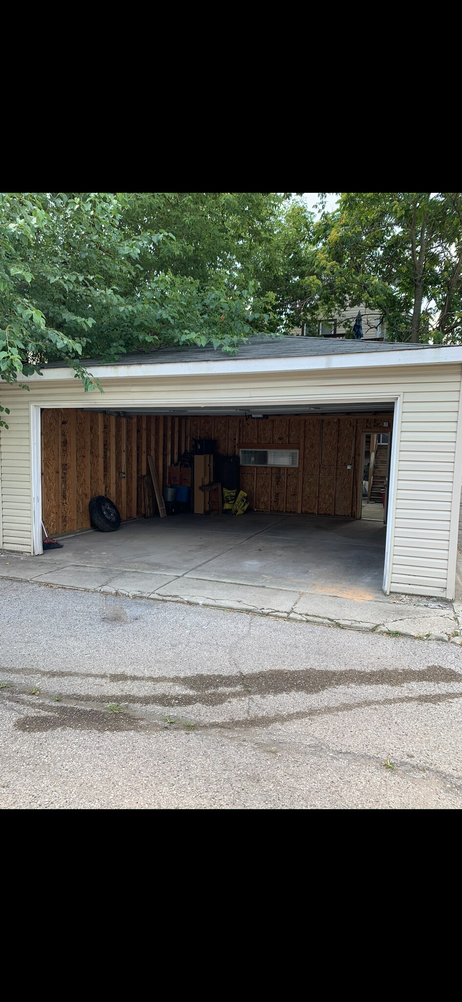 Building Photo - 3444 W Schubert Ave