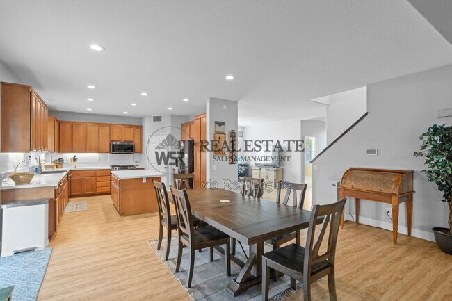 Building Photo - 16704 Fox Trot Ln