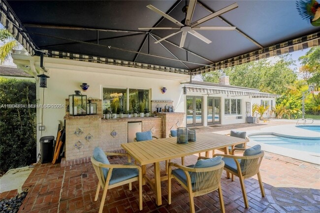 Building Photo - 8500 SW 70th St