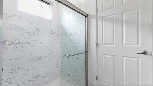 Building Photo - 7008 Eden Rd