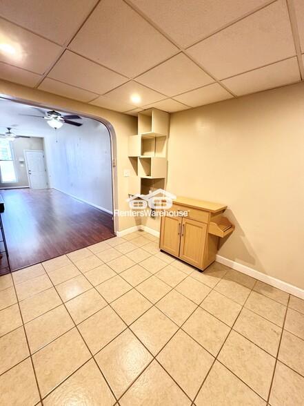 Building Photo - 1516 Clarkson St