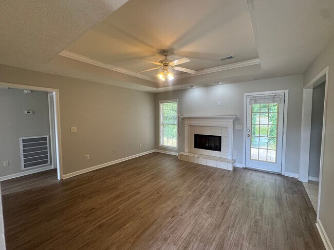 Building Photo - 7002 Oak Side Ct