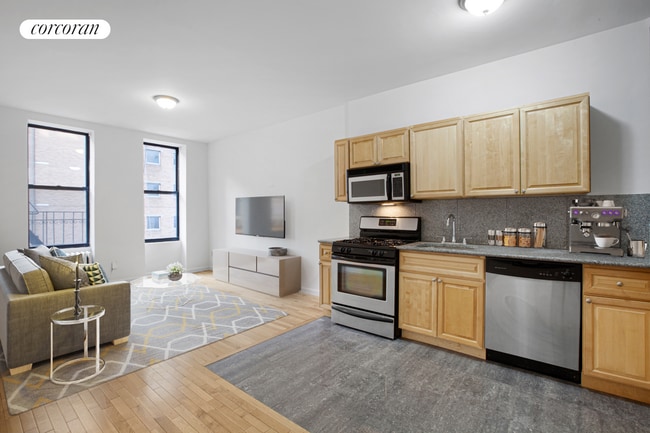 Primary Photo - 152 Columbus Ave