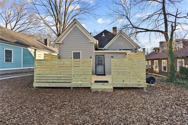 Building Photo - 867 Beecher St SW