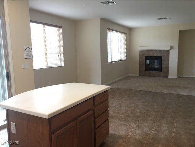 Building Photo - 11904 Luna Del Mar Ln