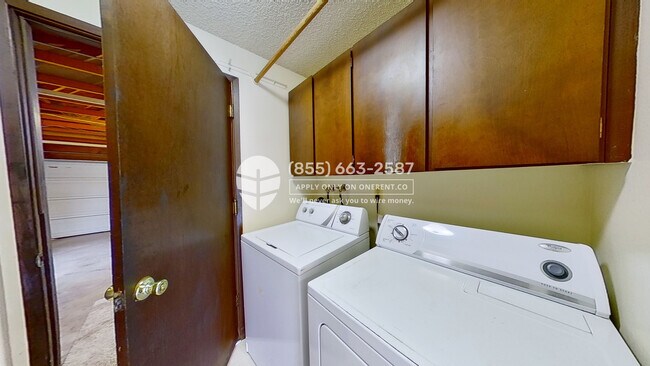 Building Photo - 13524 120th Ave NE