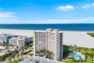 Building Photo - 260 Seaview Ct