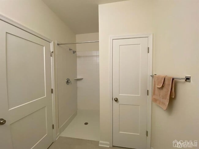 Building Photo - 58 Depot Wy