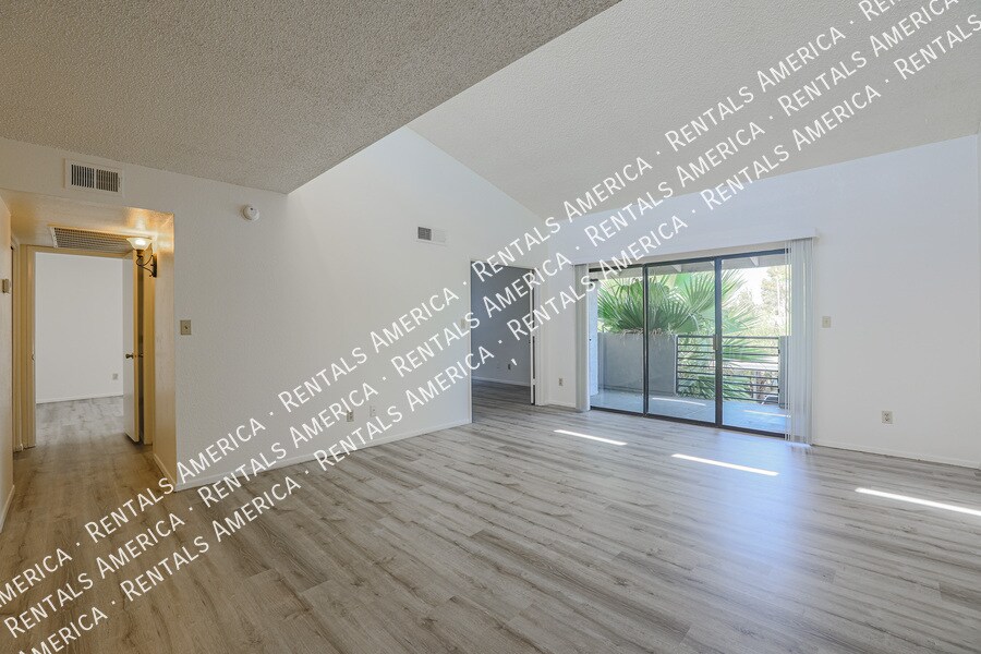 Building Photo - 6480 N 82nd St