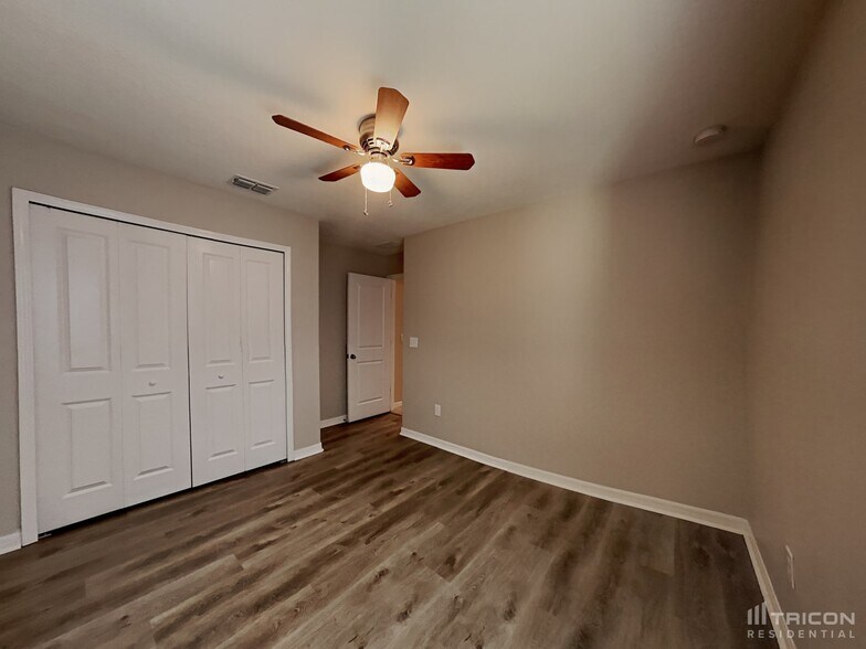 Building Photo - 1615 Broad Winged Hawk Dr