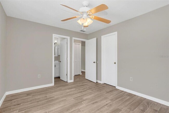 Building Photo - 2734 Coral Reef Dr