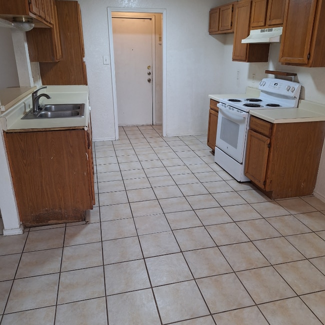 Building Photo - 4529 Compass Ct