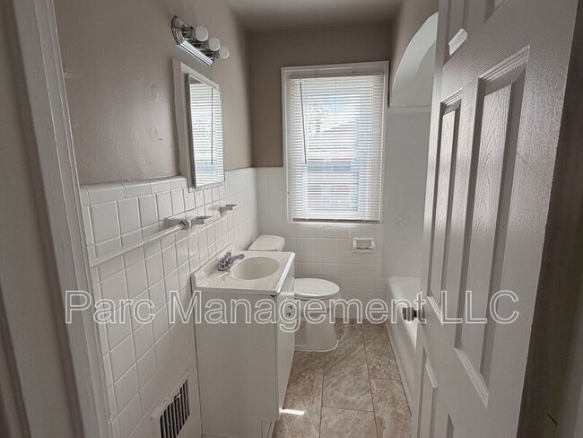 Building Photo - 16730 Woodingham Dr