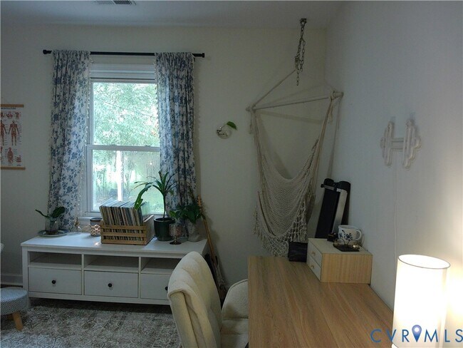 Building Photo - 3284 Chickahominy Rd