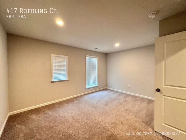 Building Photo - 417 Roebling Ct