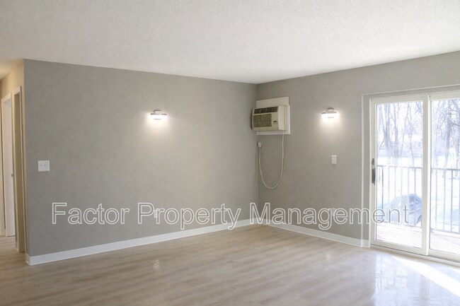 Building Photo - 418 Allan Ave