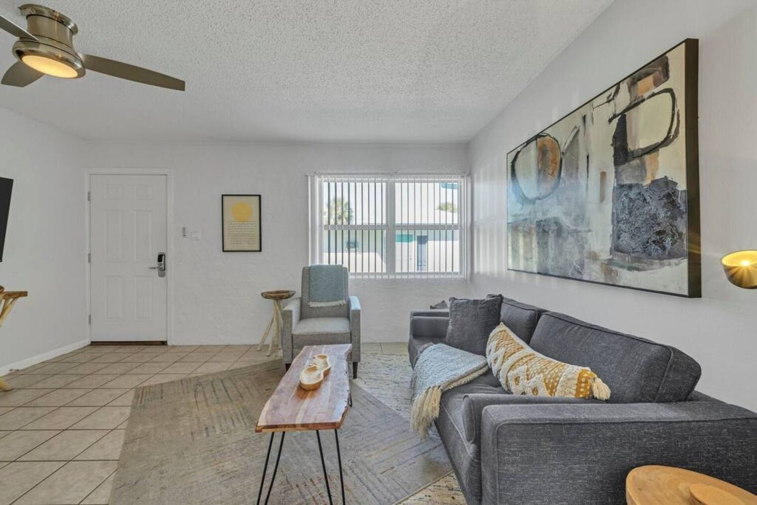 Building Photo - 302 Santa Rosa Blvd