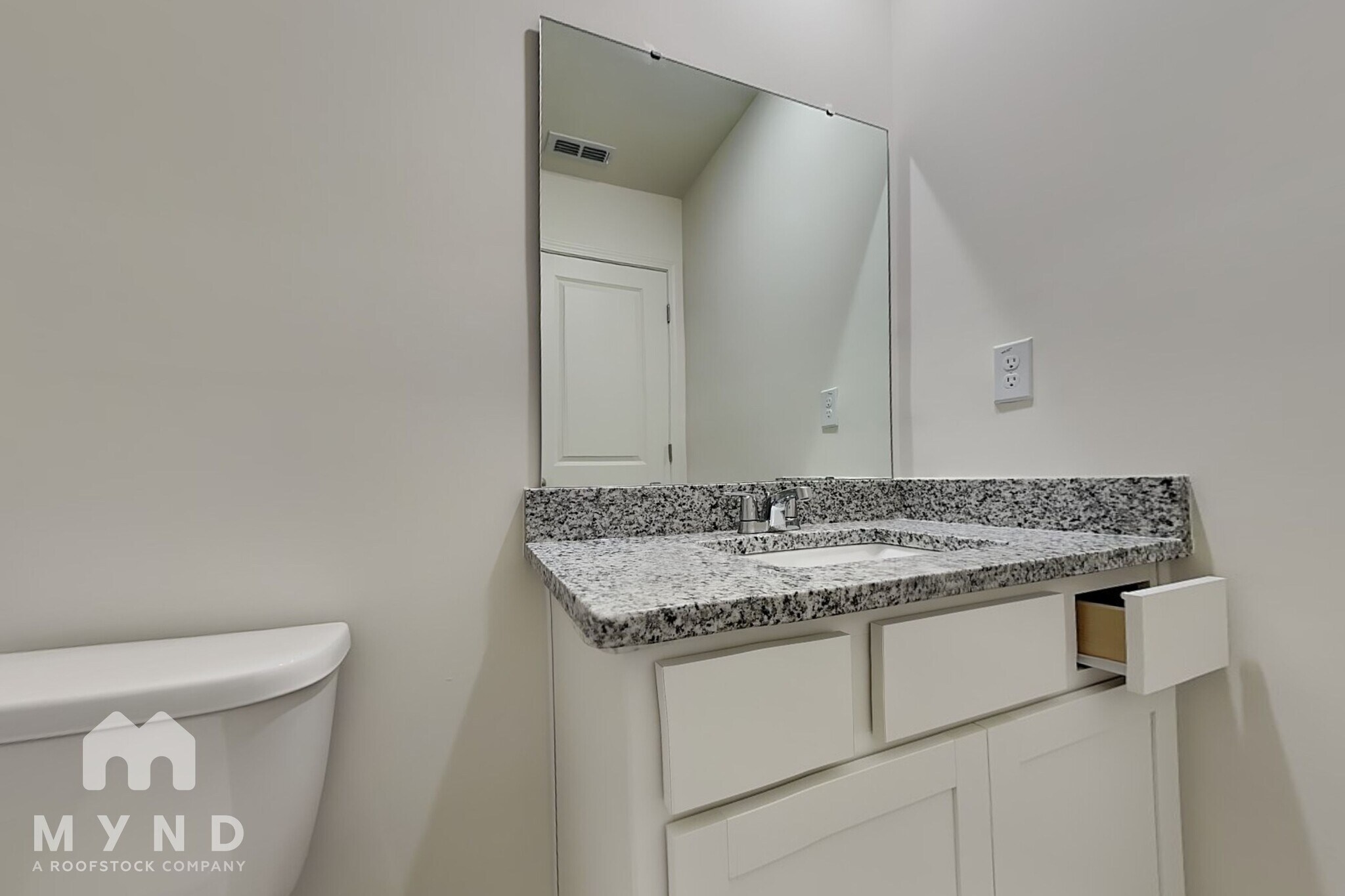 Building Photo - 3003 Fulong Dr