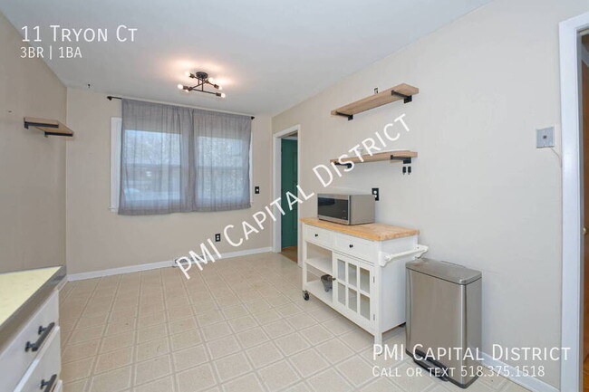 Building Photo - 11 Tryon Ct