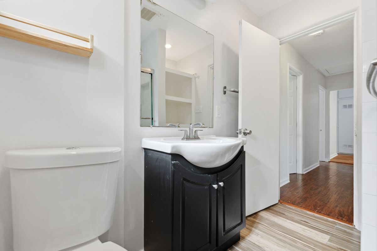 Building Photo - 8611 S 5th Ave