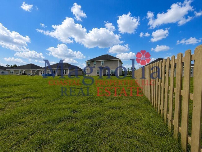 Building Photo - 5 Bedrooms, 3 Bathrooms Convenient to Fort Stewart