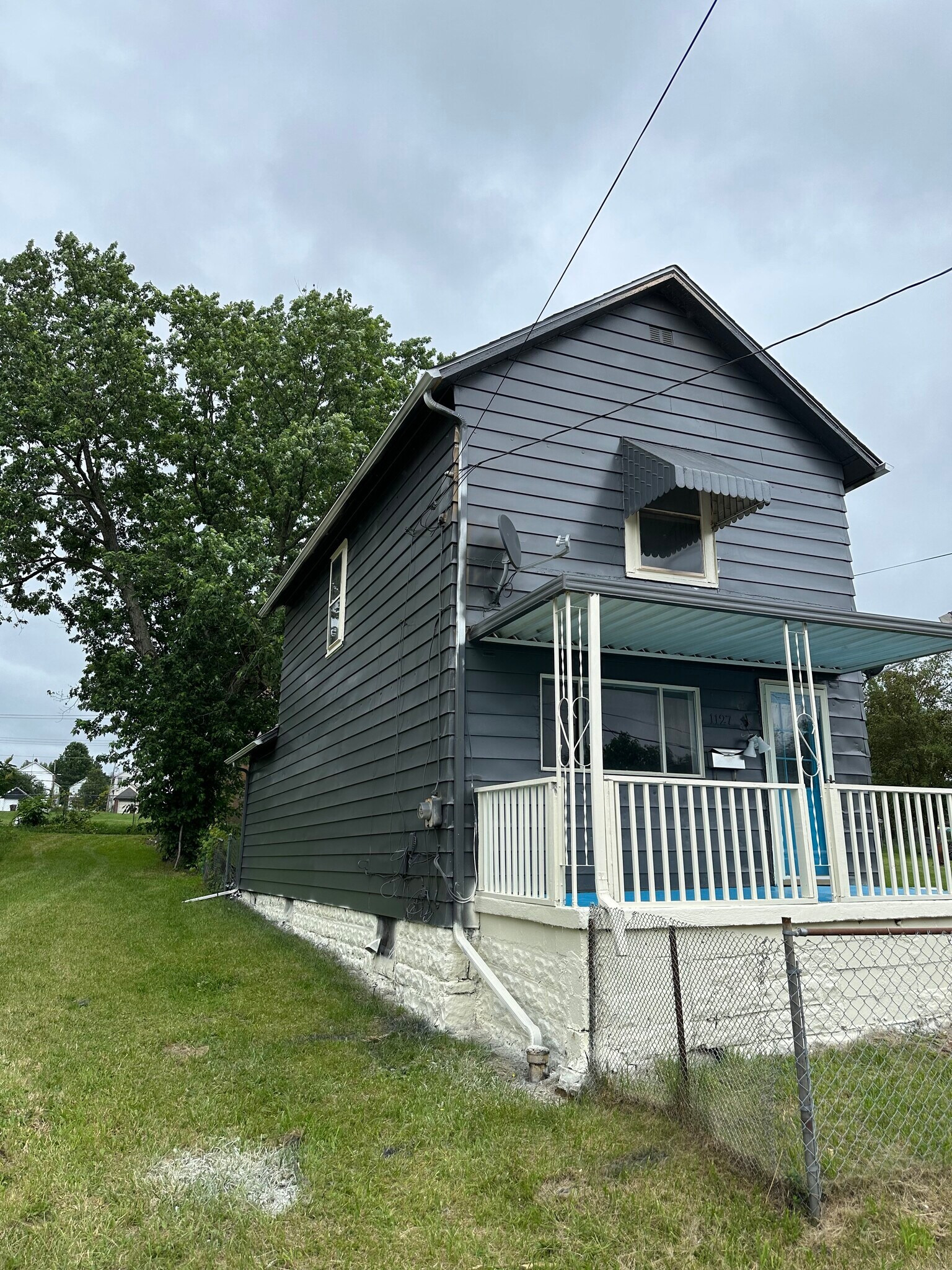 Building Photo - 1127 Wallis Ave