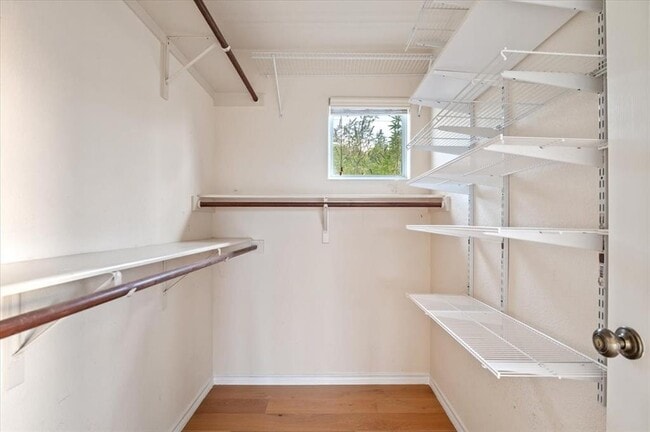 Building Photo - 500 Sinclair Dr