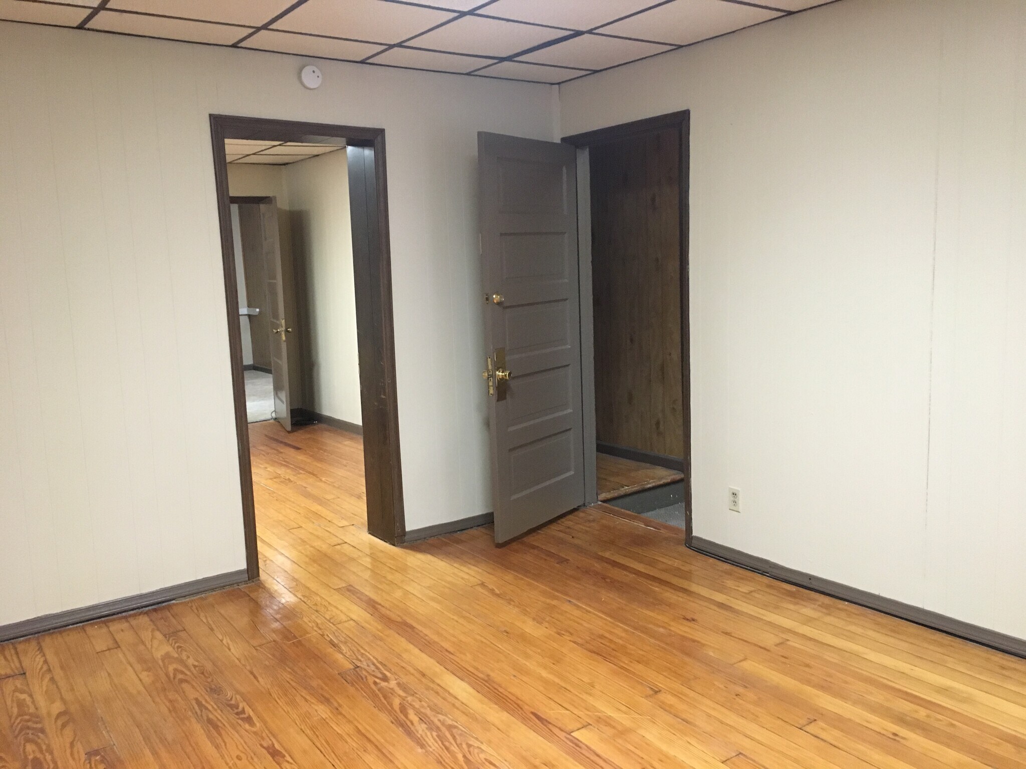Building Photo - 3205 Arsenal St