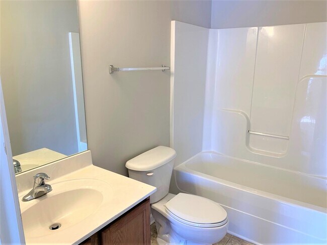 Building Photo - 2034 Victory Gallop Ln