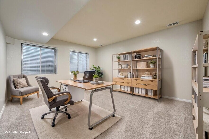Building Photo - 4376 Foxberry Dr