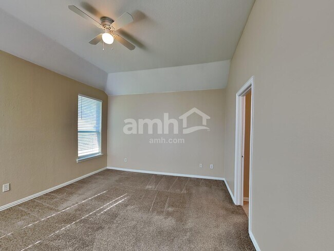 Building Photo - 3637 Caroline Ct