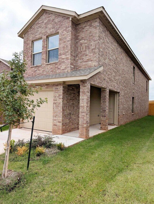 Building Photo - New Home in Edmond
