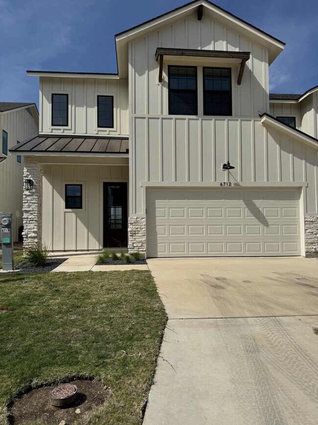 Building Photo - 6712 Abode Ave