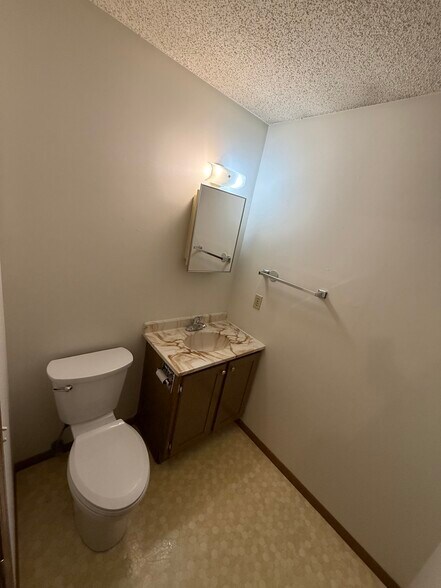 Building Photo - 1617 Prospect St