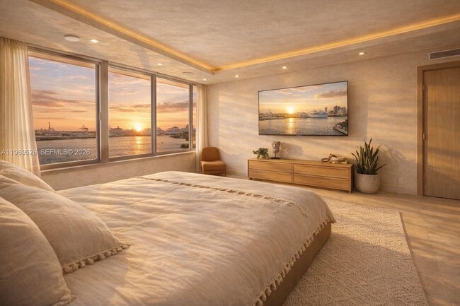 Building Photo - 1000 West Ave