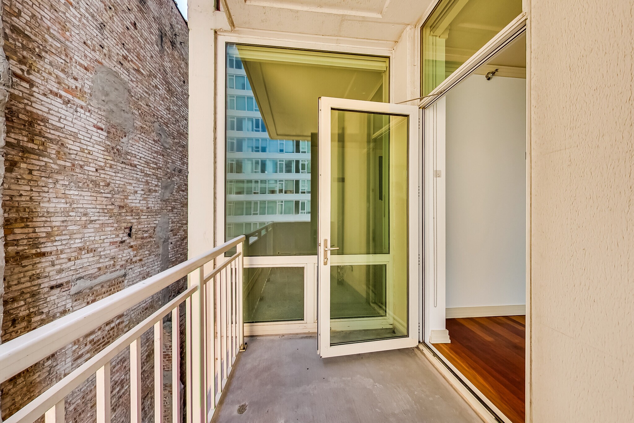 Building Photo - 170 W Polk St