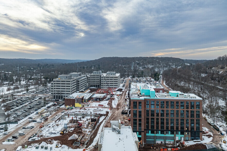 Building Photo - RT500