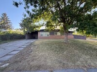 Building Photo - 968 Stokes Ave